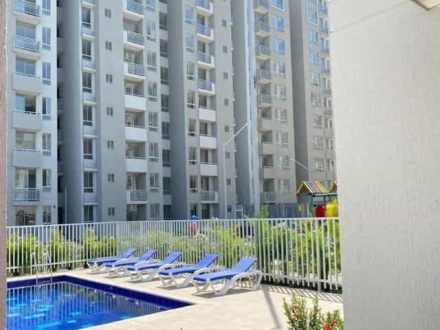 ARR-Apartamento en Parque Heredia Conjunto Caracoli Piso 11